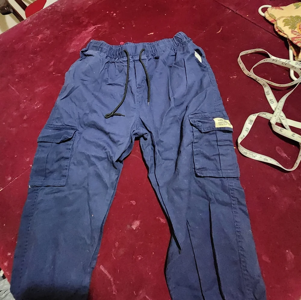 SHEIN Joggers - Picture 5 of 9